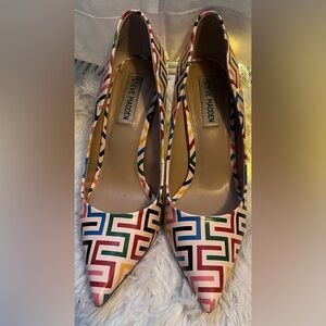 Steve Madden Colorful Geometric Heels